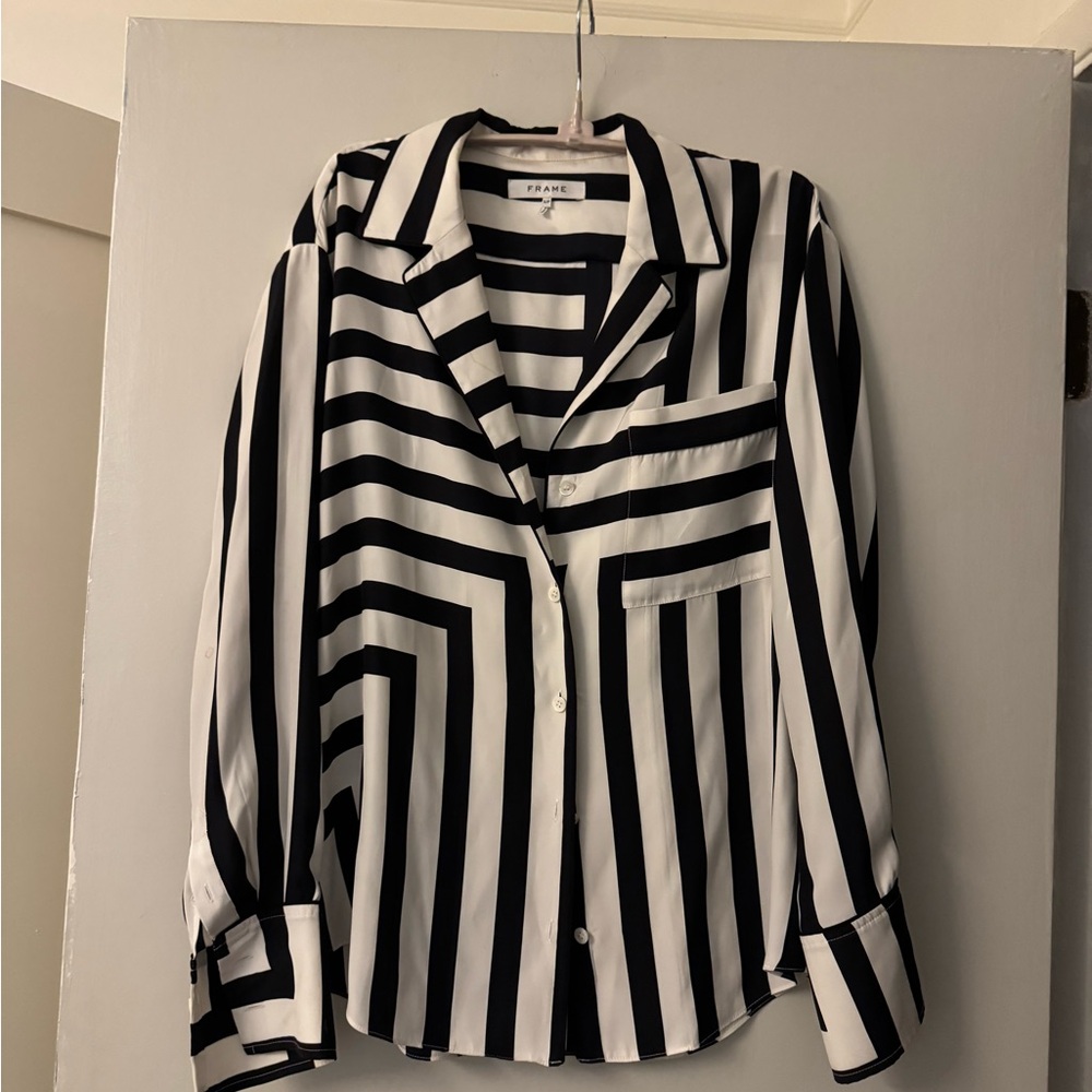 Frame Denim Monochrome Striped Buttondown
